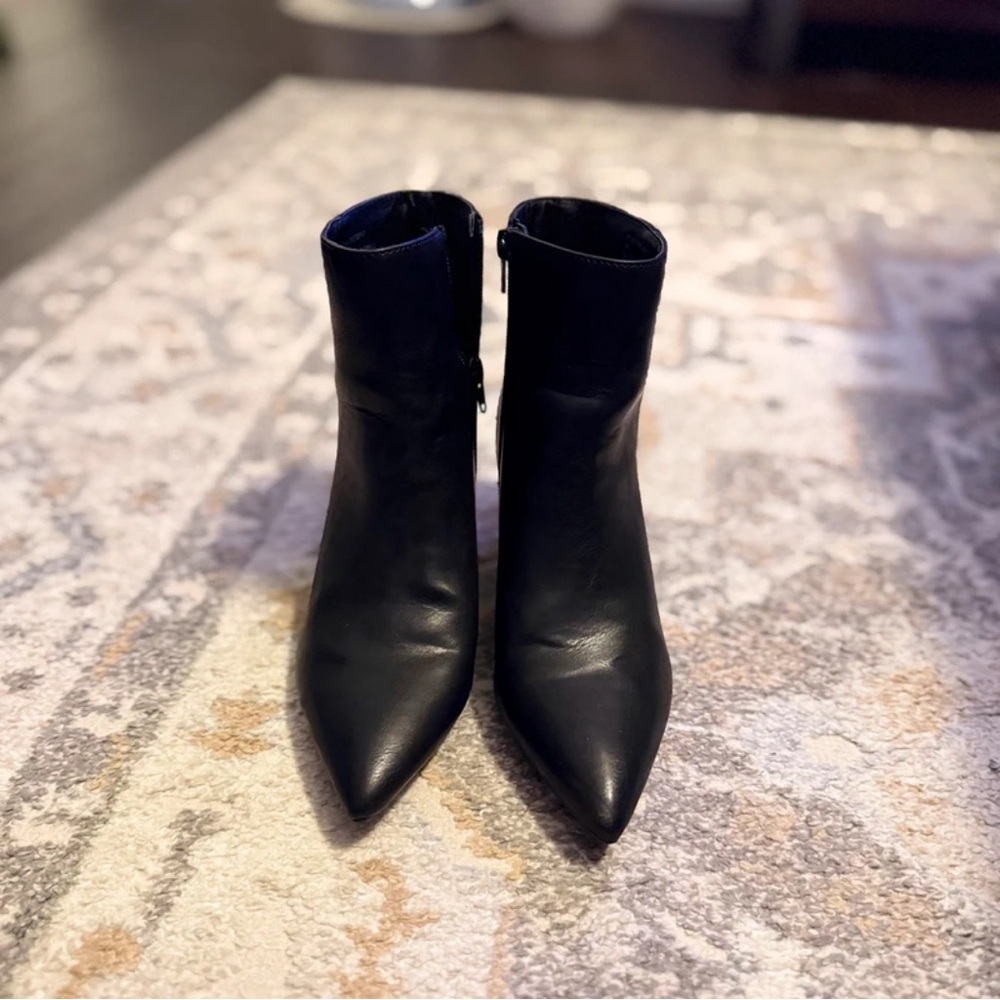 Madden Girl Black Pointed Toe Ankle Boots with Side Zip
